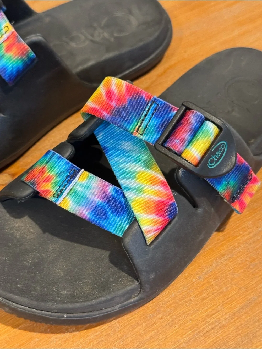 Chaco Chillos Kids Youth Tie Dye Rainbow Slip On Sandals K1